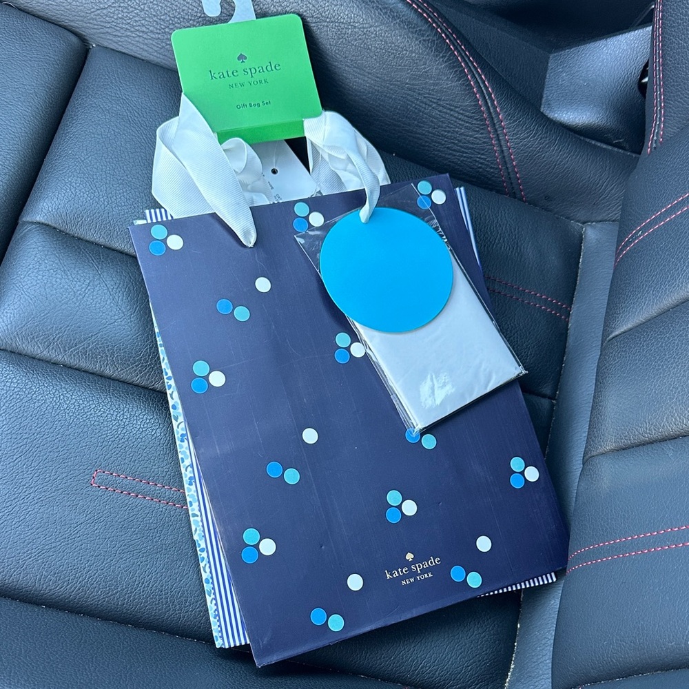 NWT Kate Spade Gift Bag Set (set of 3)